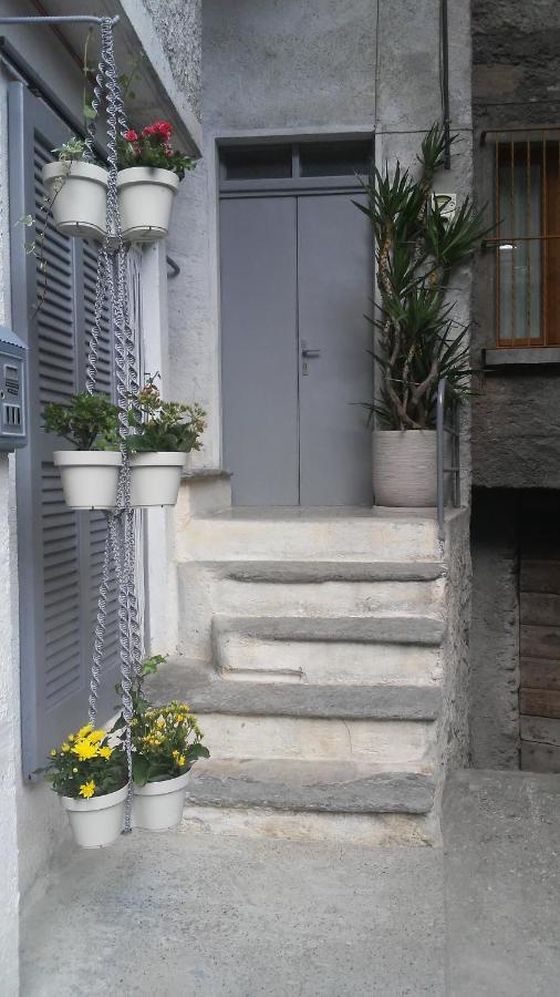 B&B Arquino Sondrio Bagian luar foto
